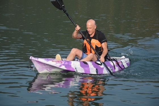 Asseyez-vous sur le top de la pêche Canoë Kayak avec 60kg / 132lbs capacité de charge et la technologie de pointe