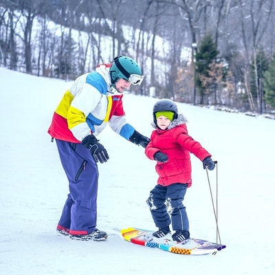Traîneau de neige unique coloré pour enfants, matériau XPE et corde inclus