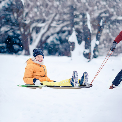 Snowboard pour enfants avec poignée et corde bleu mousse plastique traîneau de neige à vendre en hiver chaud