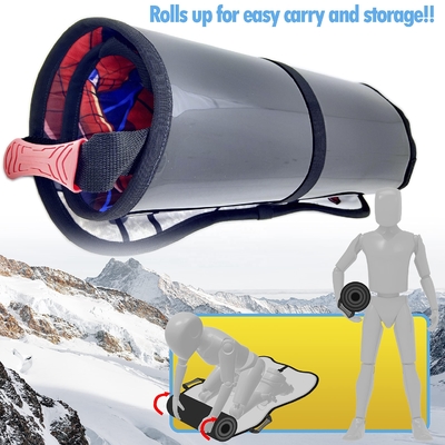 Une planche de traîneau en plastique douce pour l'excitation neigeuse