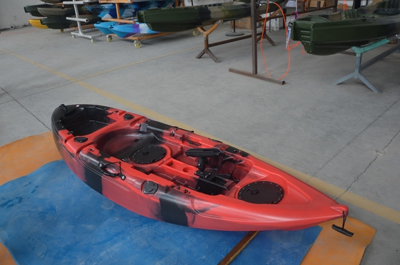 Débloquez votre explorateur intérieur avec notre kayak de pêche camouflé léger