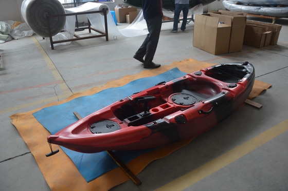 Débloquez votre explorateur intérieur avec notre kayak de pêche camouflé léger