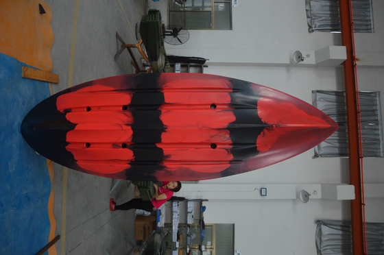 130 kg/287 lbs Capacité de charge 2,7M 1 personne Assis sur le dessus Kayak pour la pêche en famille