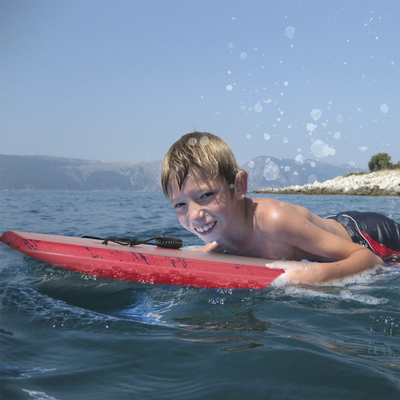 Les cartes de surf professionnelles WOOWAVE sont des cartes en mousse de conception personnalisée pour adultes.