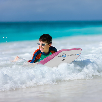 EPS Core XPE Deck and Leash Bodyboard largeur de 18,8 pouces pour des performances optimales